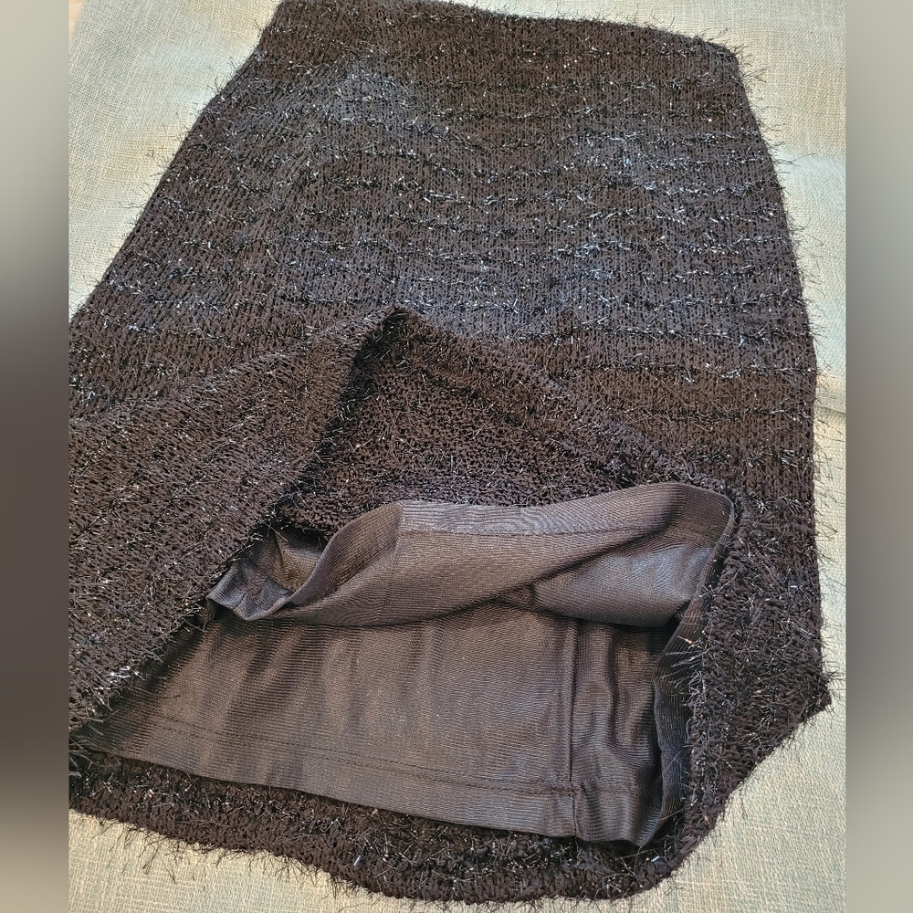 Prada fuzzy Textured Like Angora Boucle black pencil skirt Size M Fits Small
